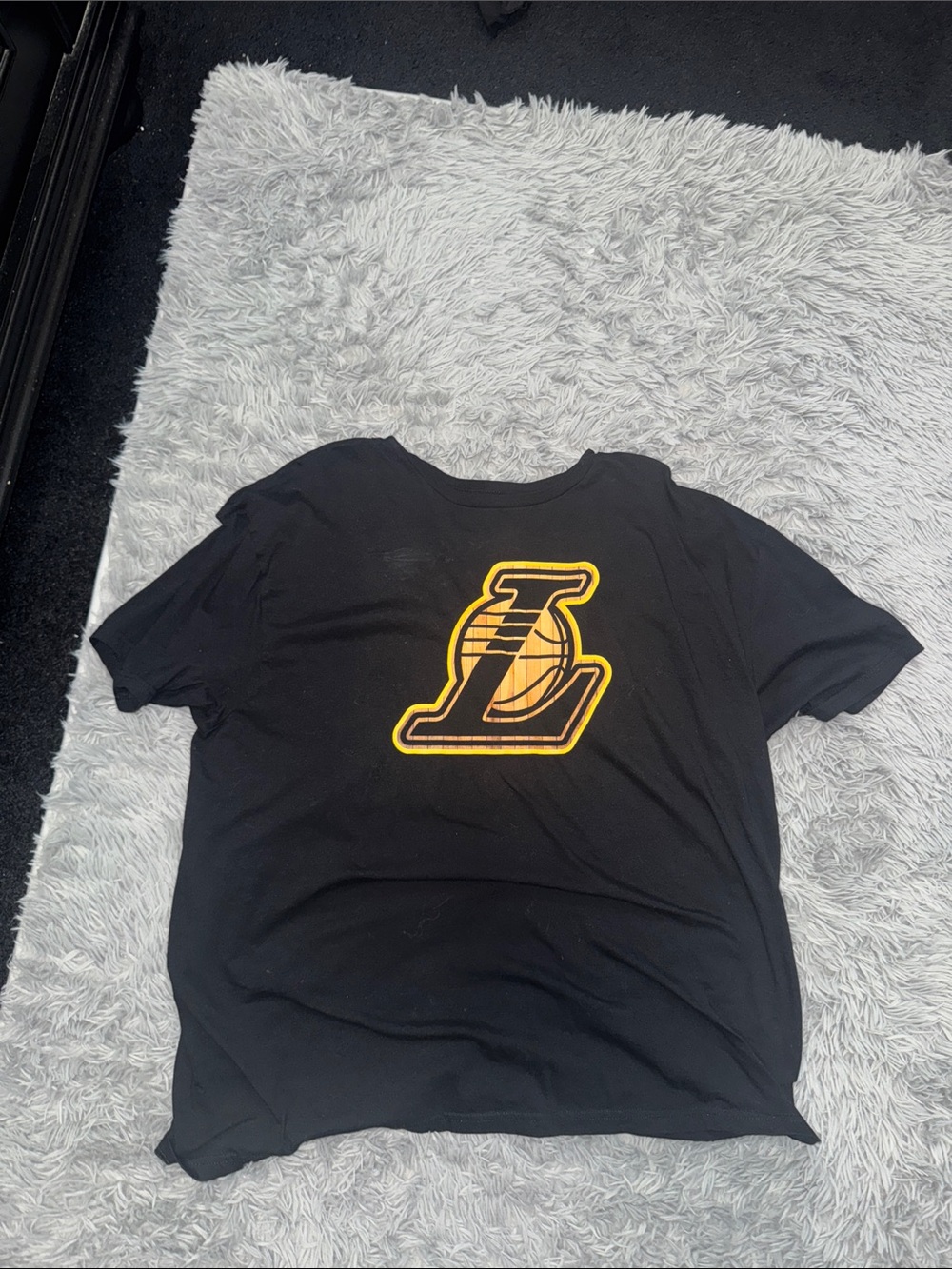 Brand new Lakers shirt